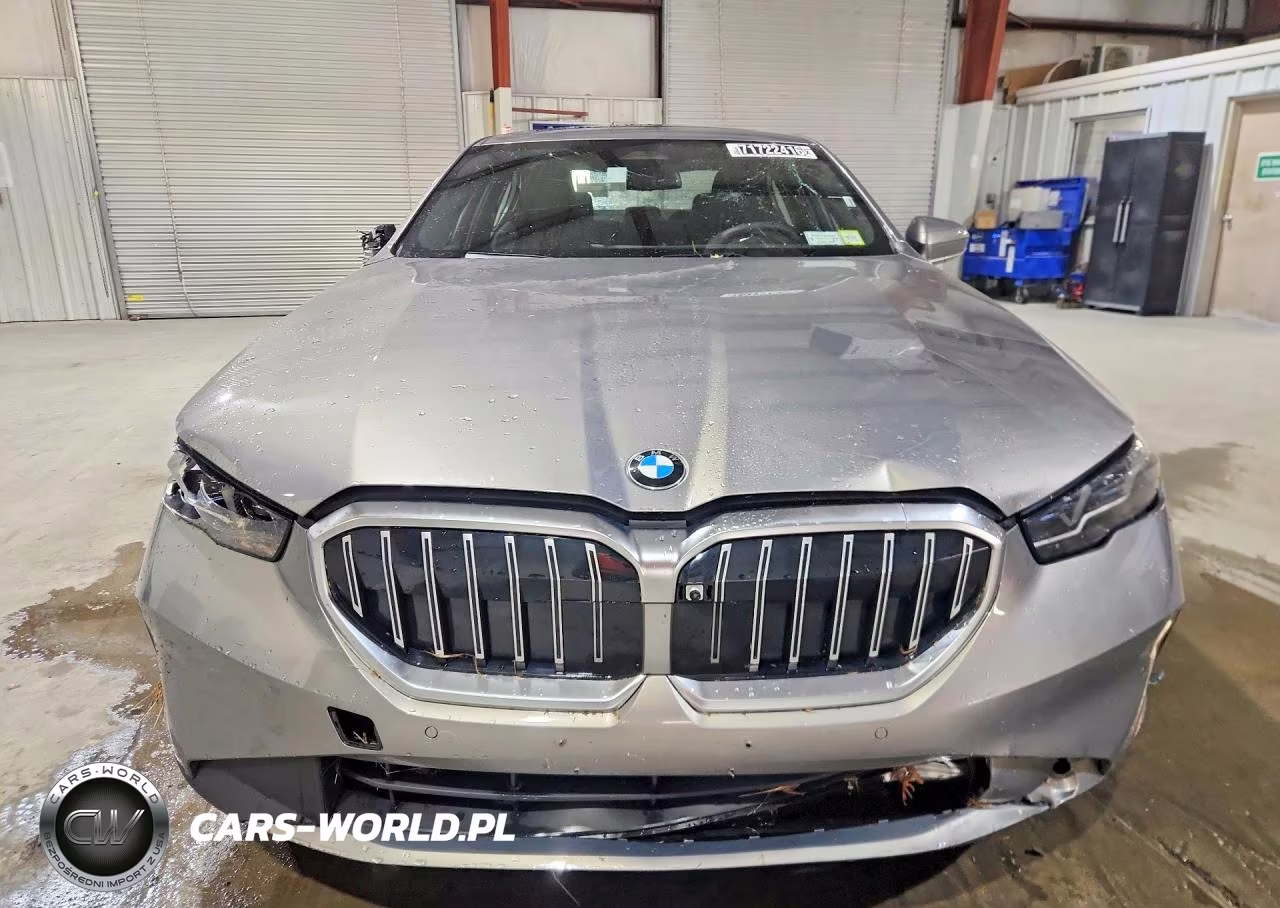 2027 BMW 530 Xi VIN:WBA53FJ03VCY21272 - 5