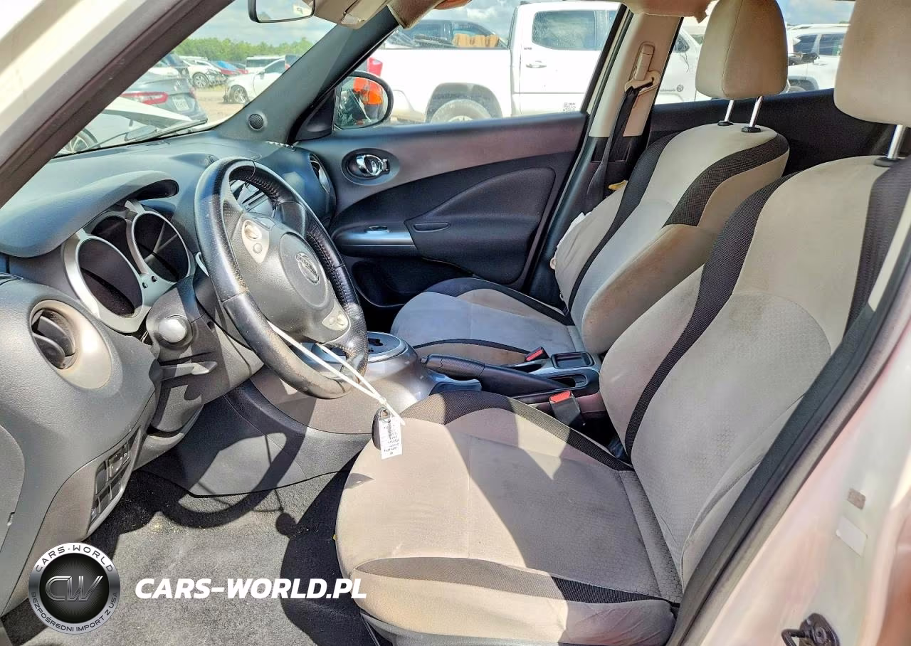 2012 Nissan Juke S VIN:JN8AF5MR2CT102576 - 7