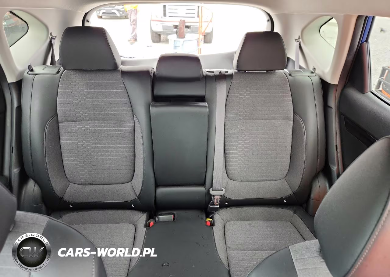 2023 Kia Seltos S VIN:KNDEU2AA2P7418607 - 10