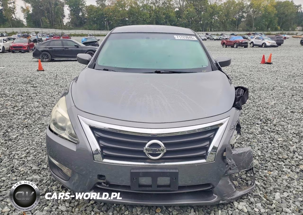 2015 Nissan Altima 2.5 VIN:1N4AL3AP2FC484663 - 5