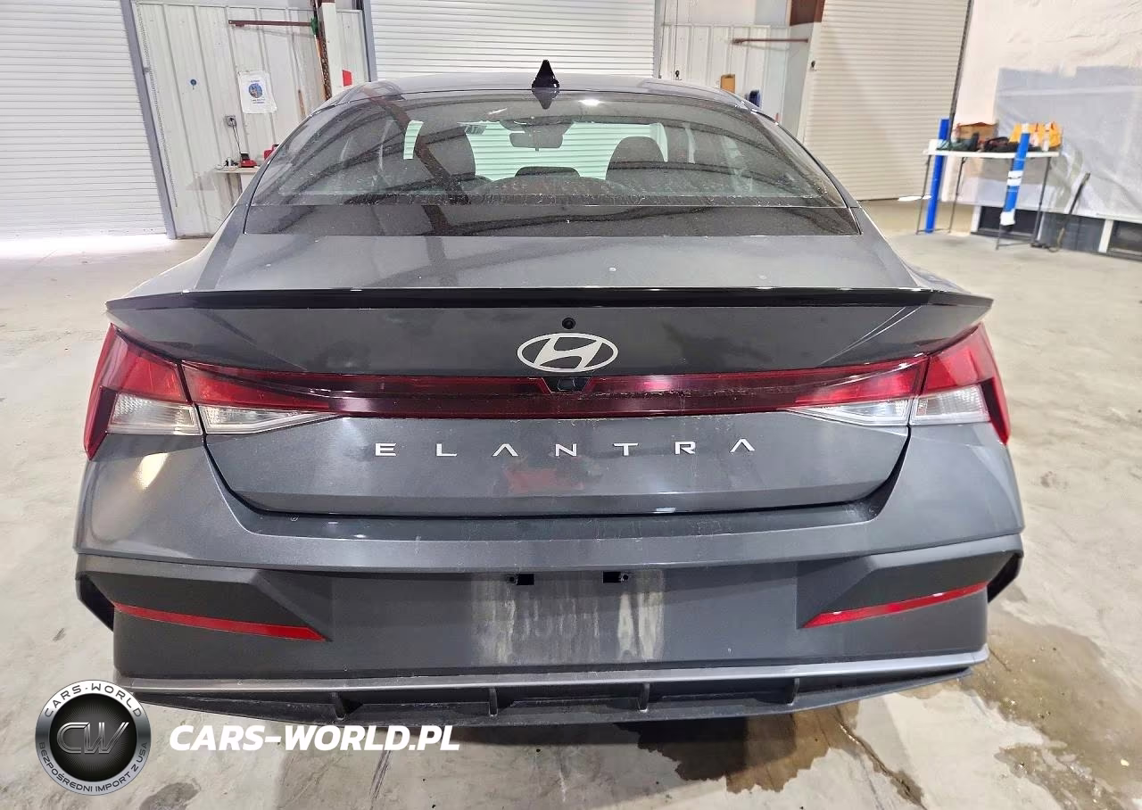 2026 Hyundai Elantra Sel Sport VIN:KMHLM4DGXTU212753 - 6