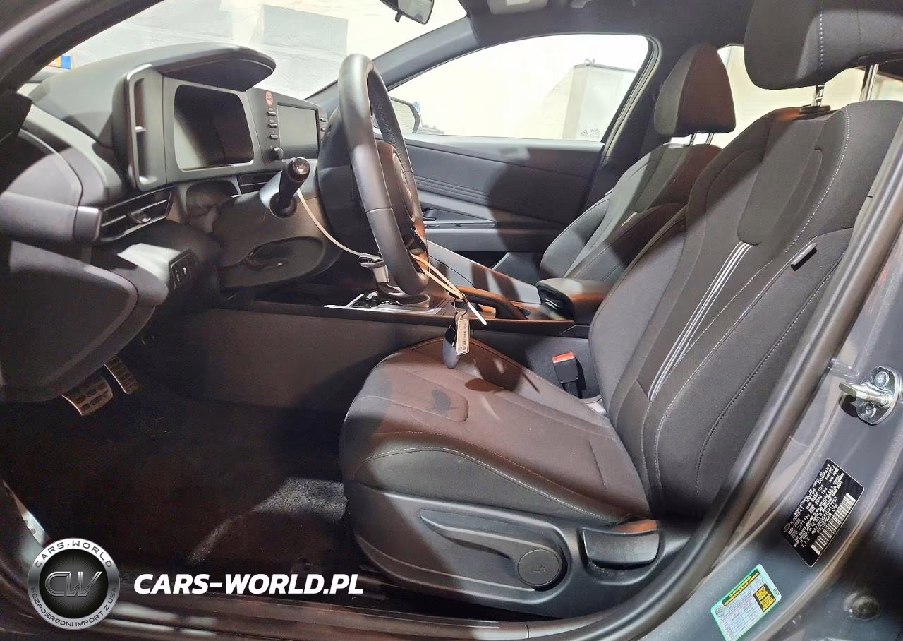 2026 Hyundai Elantra Sel Sport VIN:KMHLM4DGXTU212753 - 7
