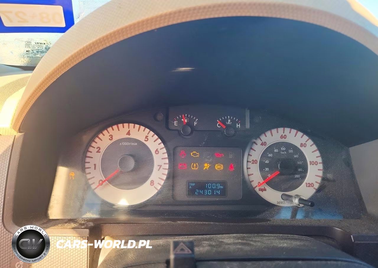 2008 Mazda Tribute I VIN:4F2CZ02Z08KM30139 - 9