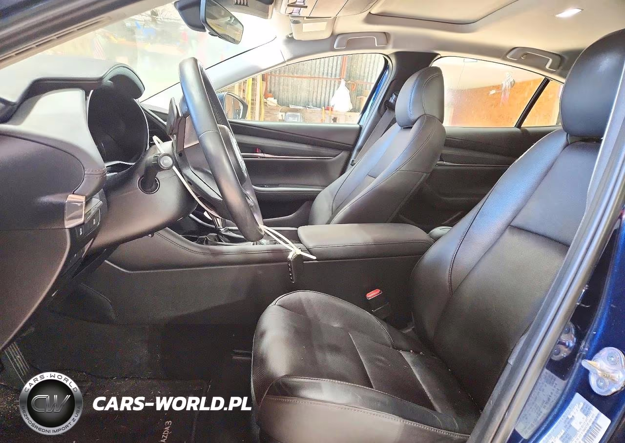 2021 Mazda 3 Premium VIN:3MZBPBDM7MM207580 - 7
