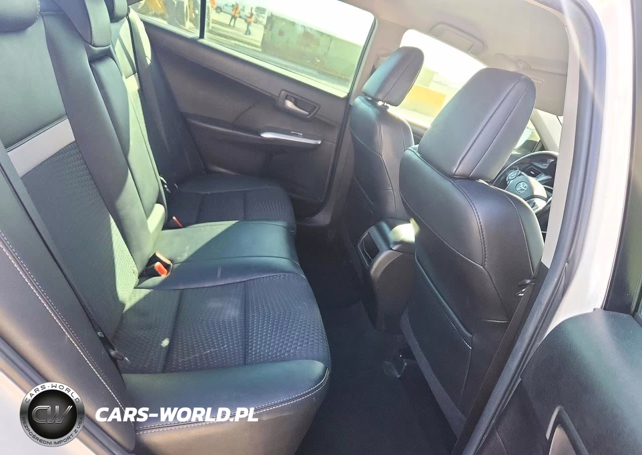 2014 Toyota Camry Se VIN:4T1BF1FK1EU774324 - 10