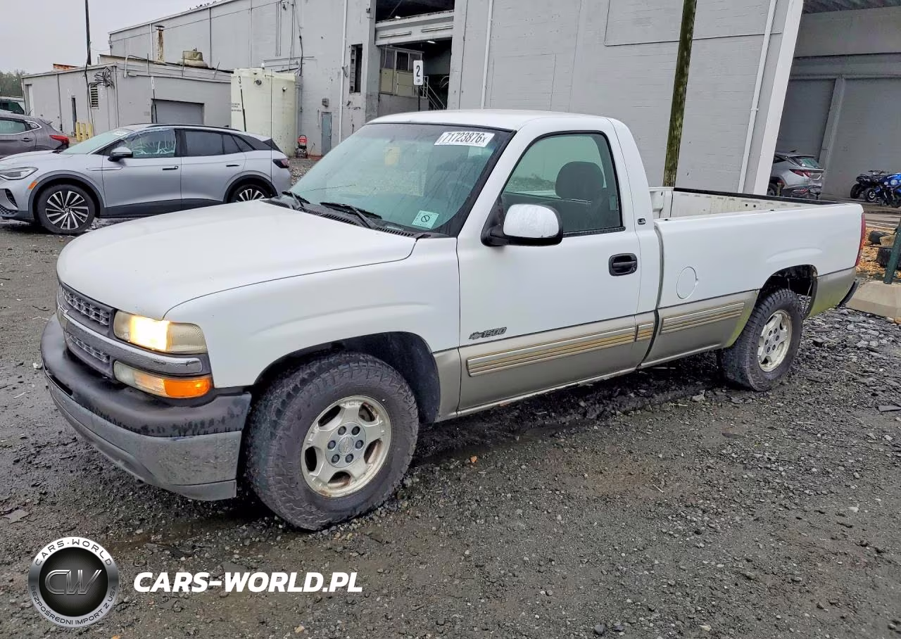 2002 Chevrolet Silverado C1500 VIN:1GCEC14V02Z230970 - 1
