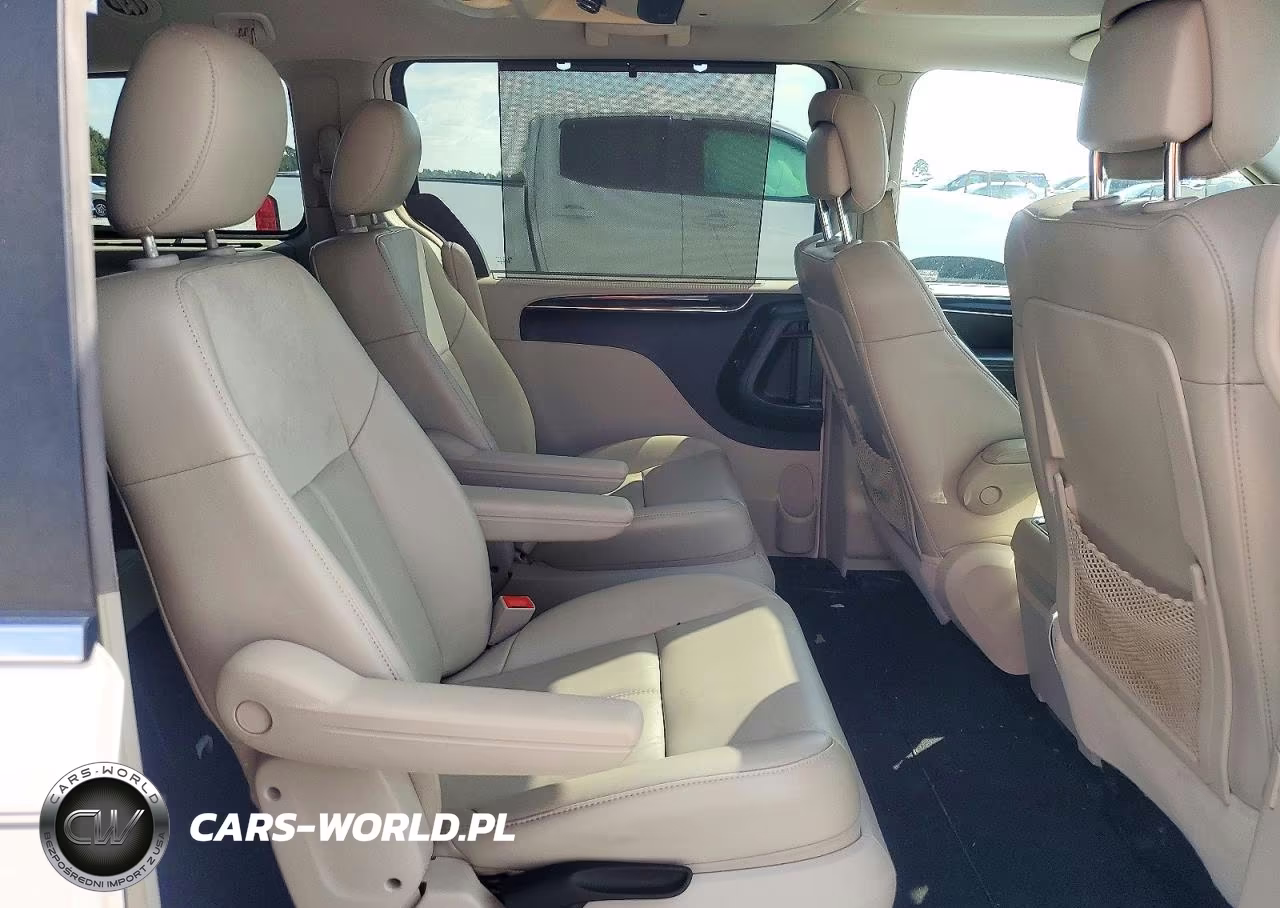 2012 Chrysler Town & Country Limited VIN:2C4RC1GG2CR140648 - 11