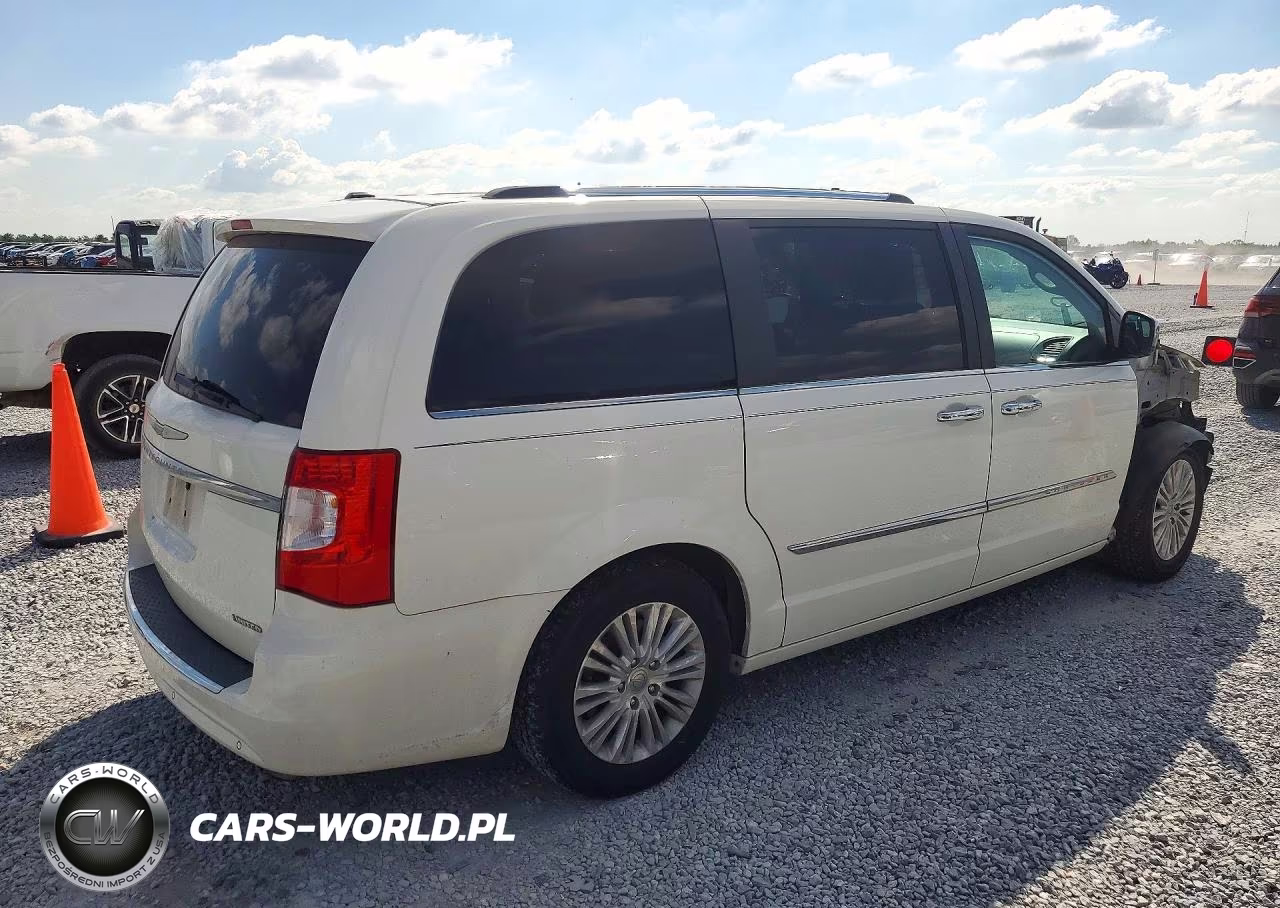 2012 Chrysler Town & Country Limited VIN:2C4RC1GG2CR140648 - 3