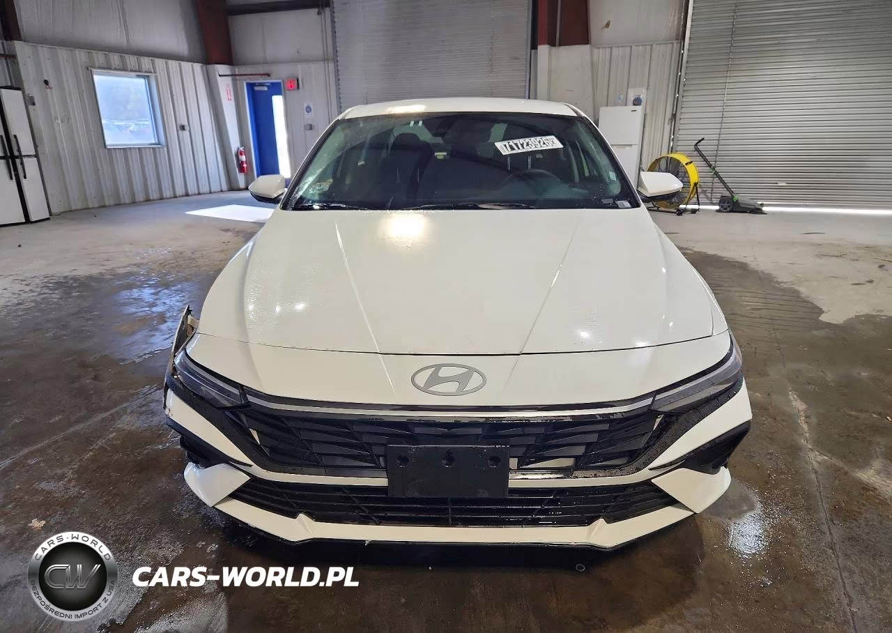2026 Hyundai Elantra Hybrid Blue VIN:KMHLM4DJ9TU196976 - 5