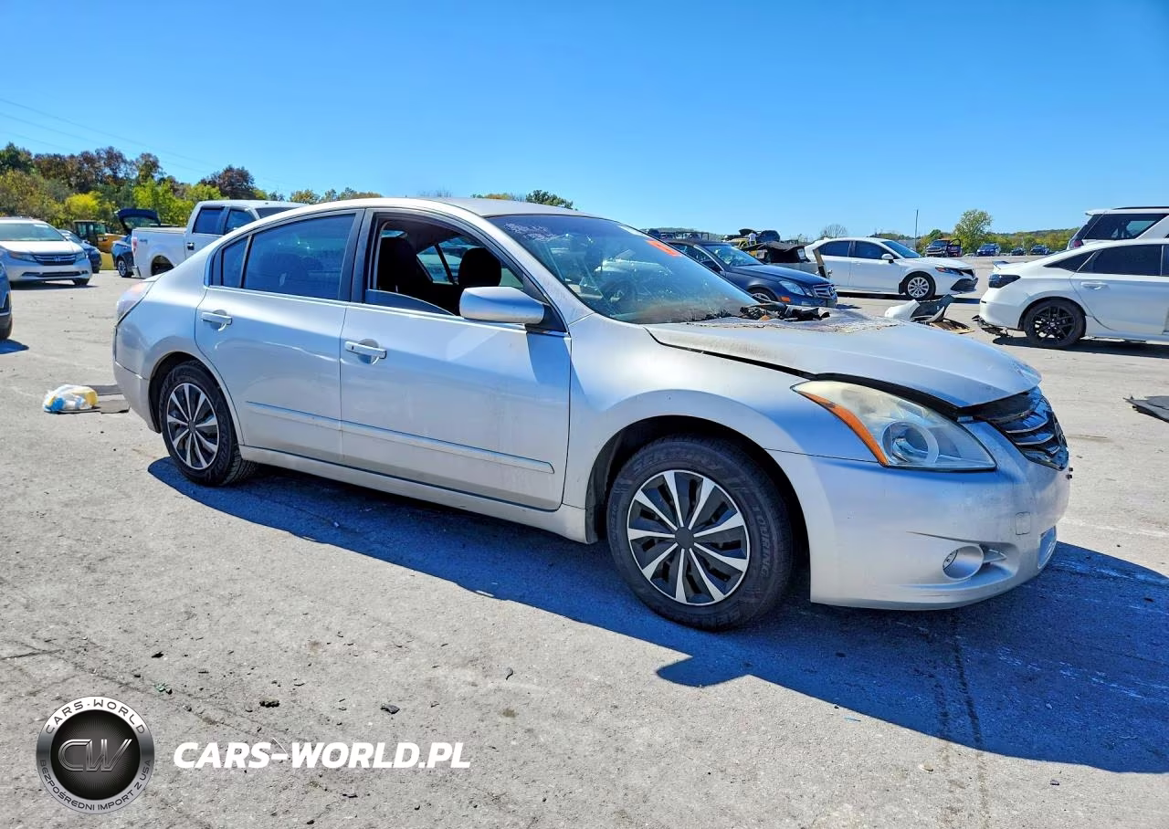 2012 Nissan Altima 2.5 VIN:1N4AL2AP6CN547807 - 4