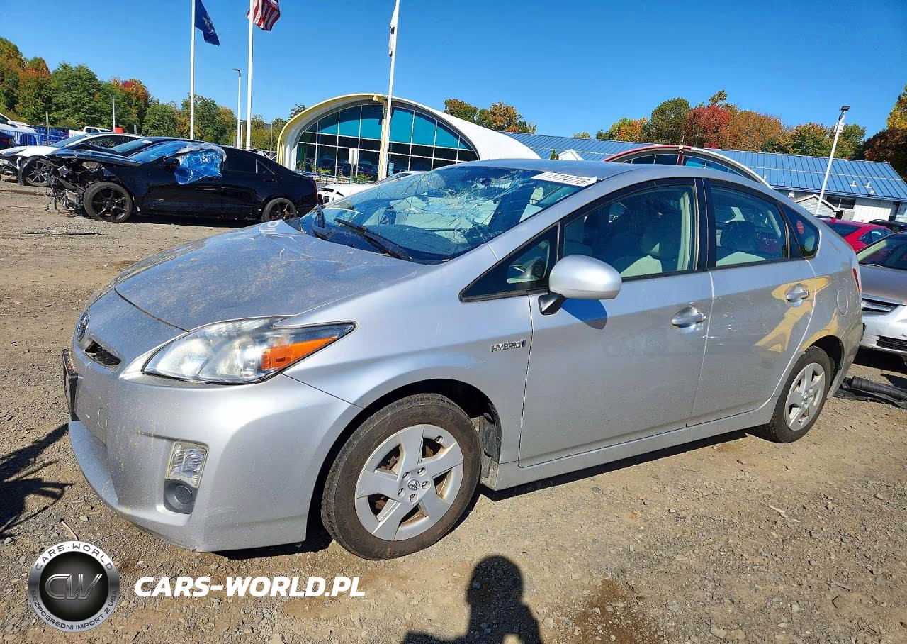 2011 Toyota Prius Two