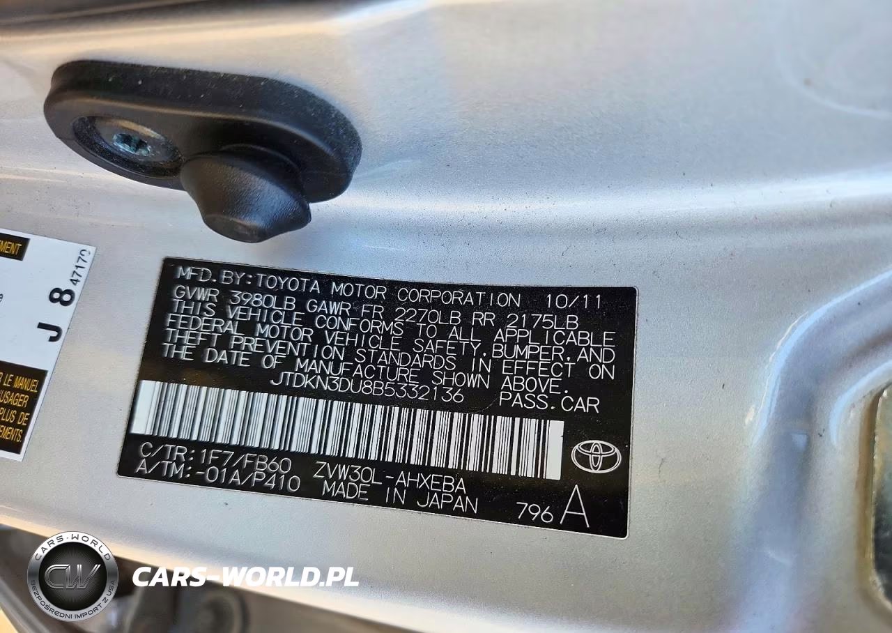 2011 Toyota Prius Two VIN:JTDKN3DU8B5332136 - 12