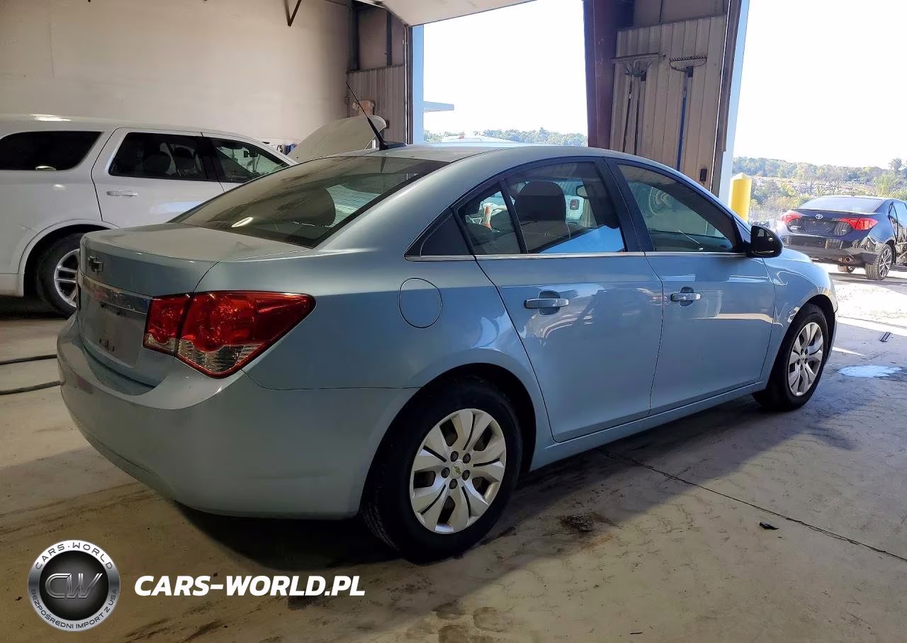 2012 Chevrolet Cruze Ls VIN:1G1PD5SH8C7145326 - 3