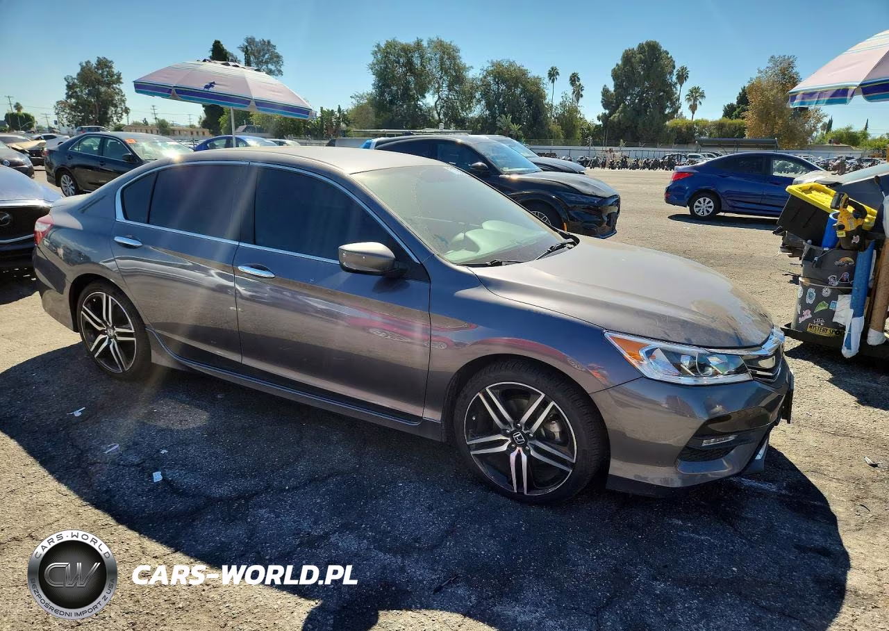 2017 Honda Accord Sport VIN:1HGCR2F50HA274825 - 4