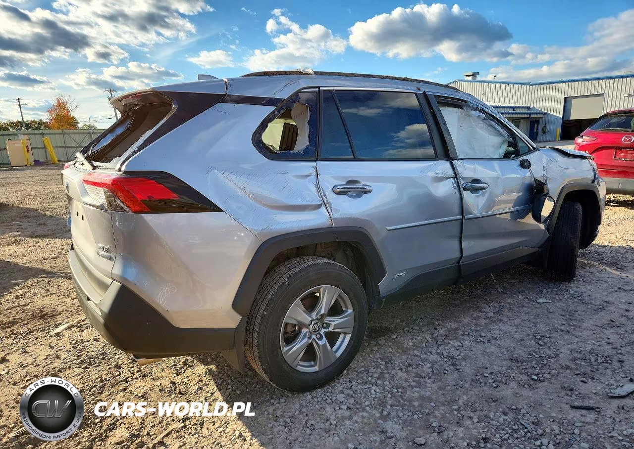 2024 Toyota Rav4 Hybrid Xle VIN:4T3RWRFV5RU145704 - 3