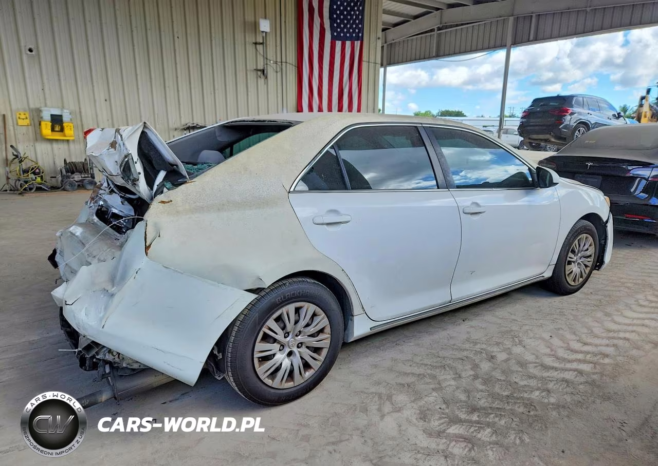 2013 Toyota Camry Le VIN:4T1BF1FK8DU227498 - 3