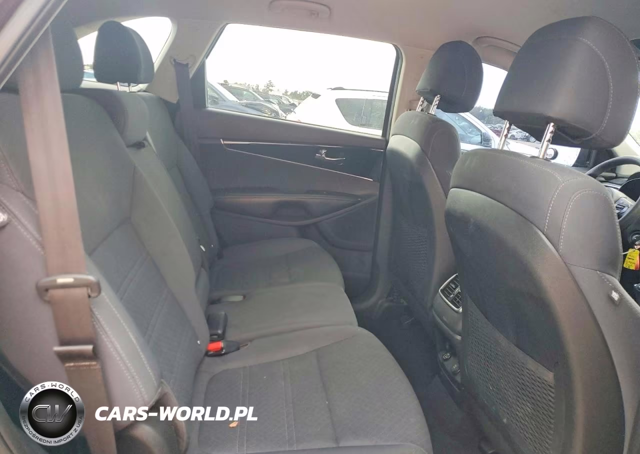 2017 Kia Sorento Lx V6 VIN:5XYPG4A52HG275516 - 11