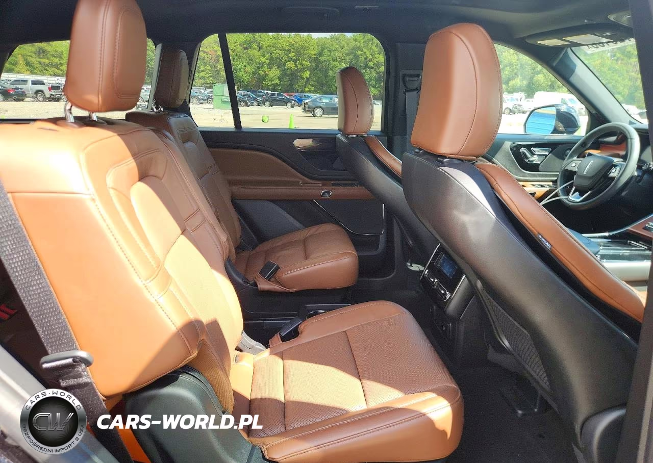 2024 Lincoln Aviator Reserve VIN:5LM5J7WC0RGL05640 - 11