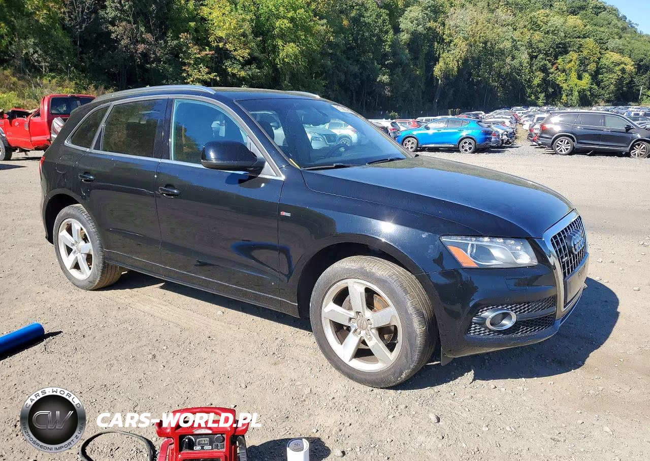 2011 Audi Q5 Premium Plus VIN:WA1DKAFPXBA013822 - 4