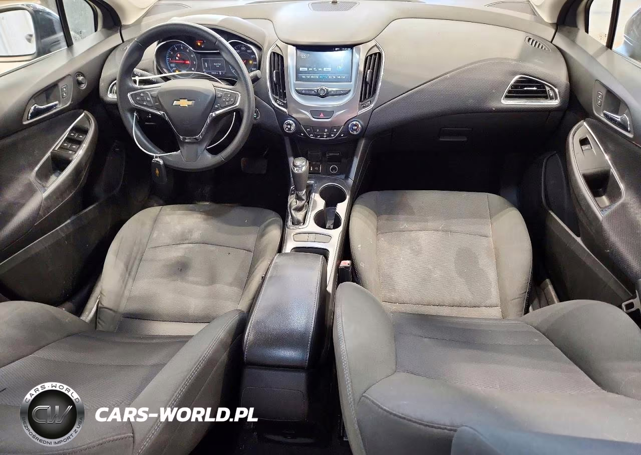 2017 Chevrolet Cruze Lt VIN:1G1BE5SM3H7267006 - 8