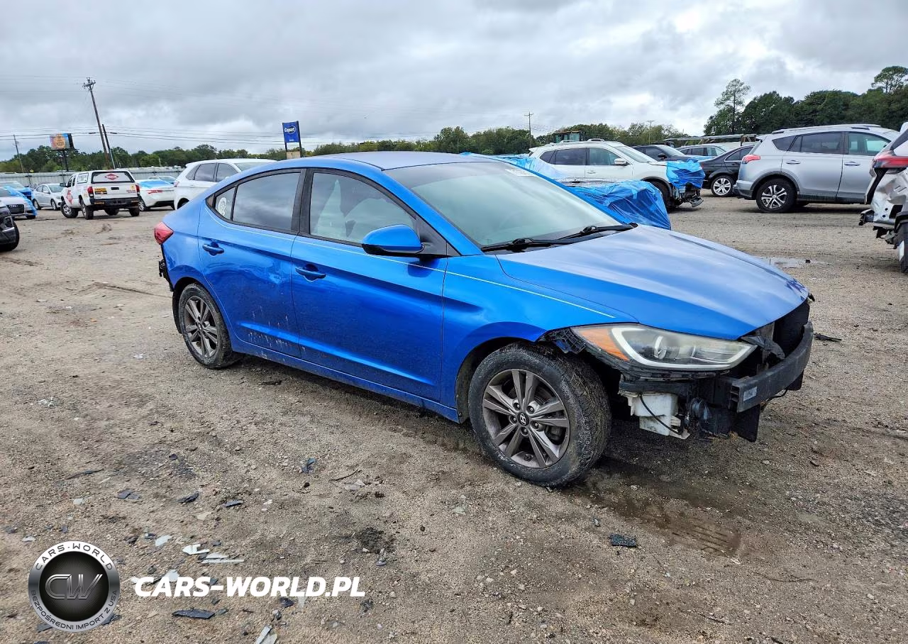 2018 Hyundai Elantra Sel VIN:5NPD84LF3JH223302 - 4