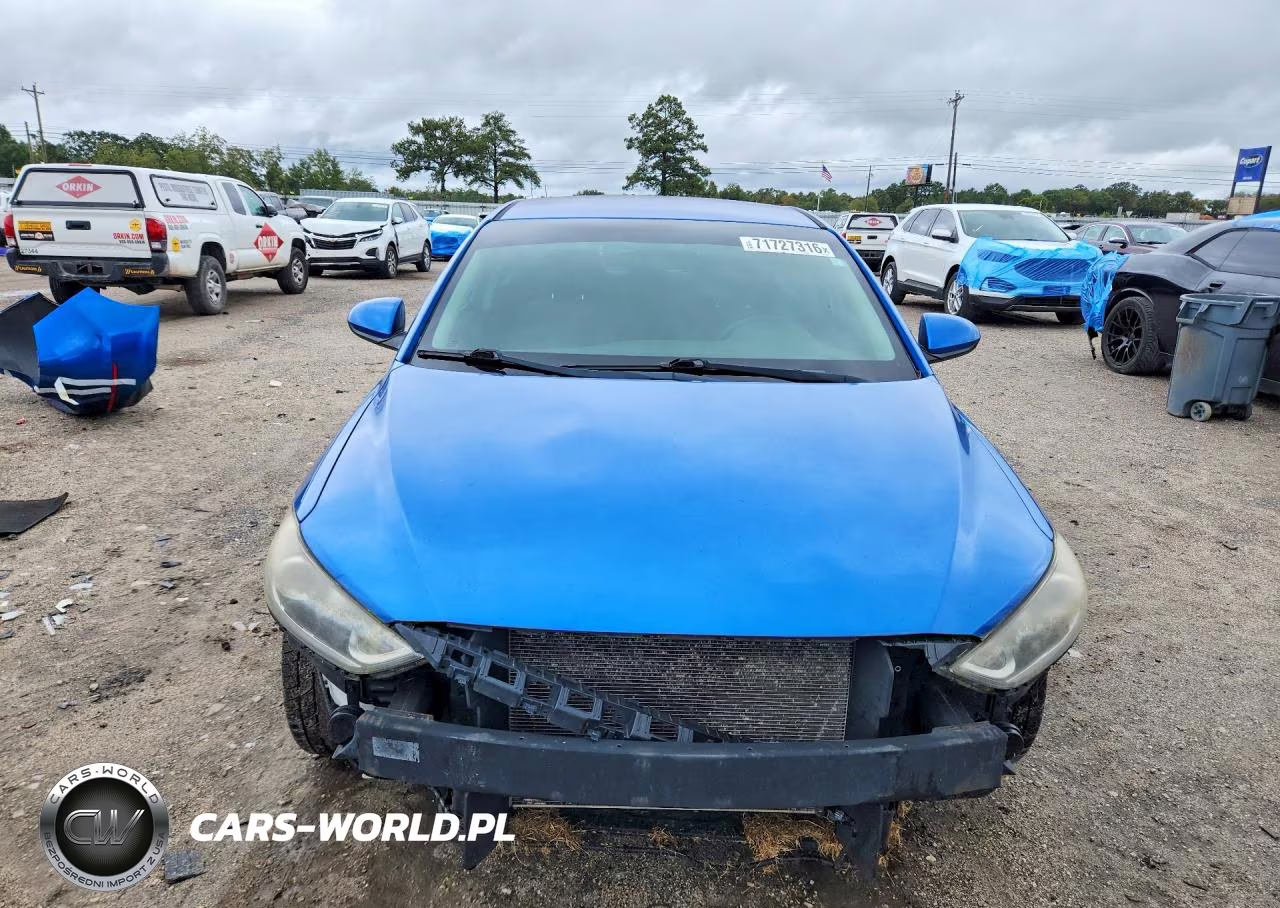2018 Hyundai Elantra Sel VIN:5NPD84LF3JH223302 - 5