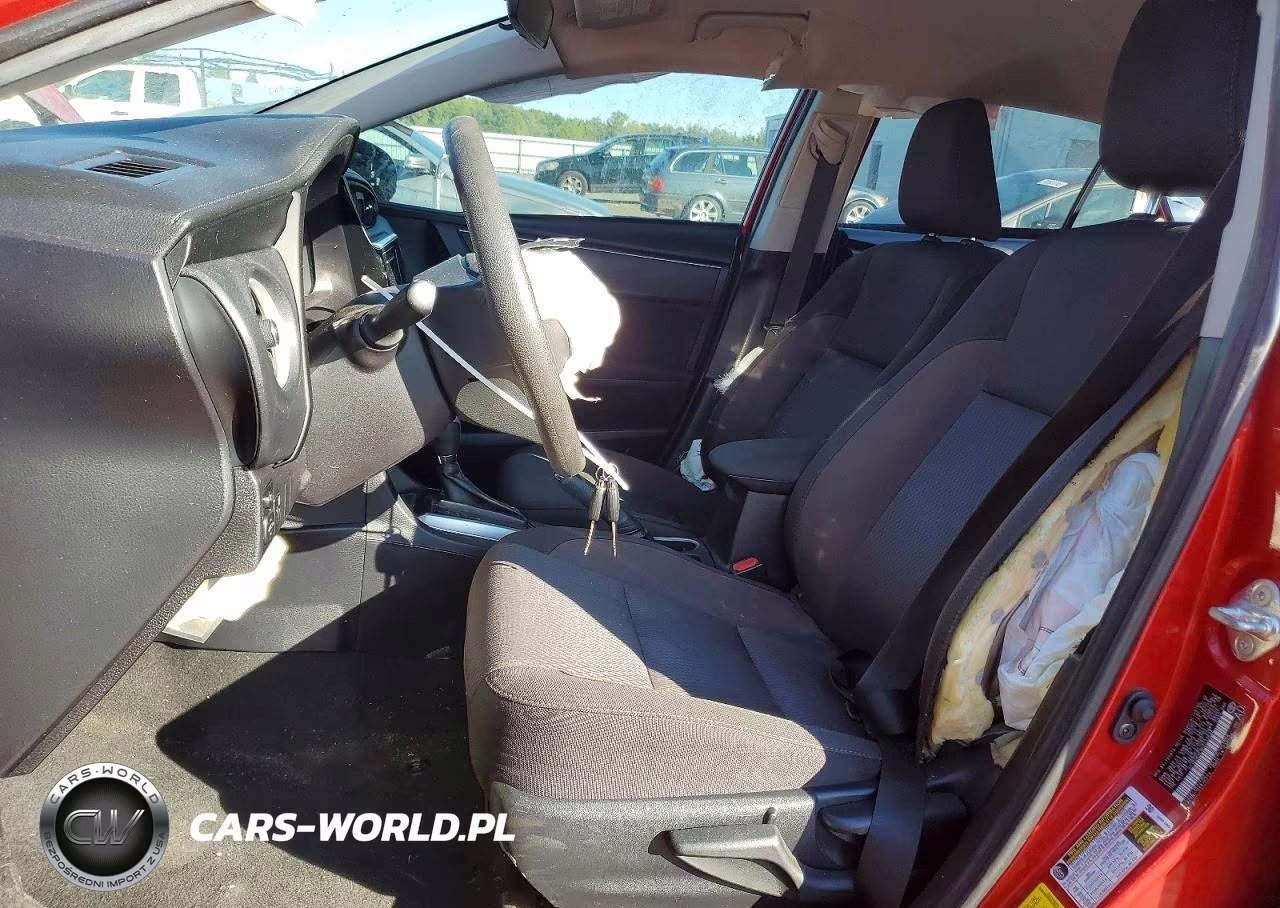2019 Toyota Corolla Le VIN:2T1BURHE8KC233697 - 7
