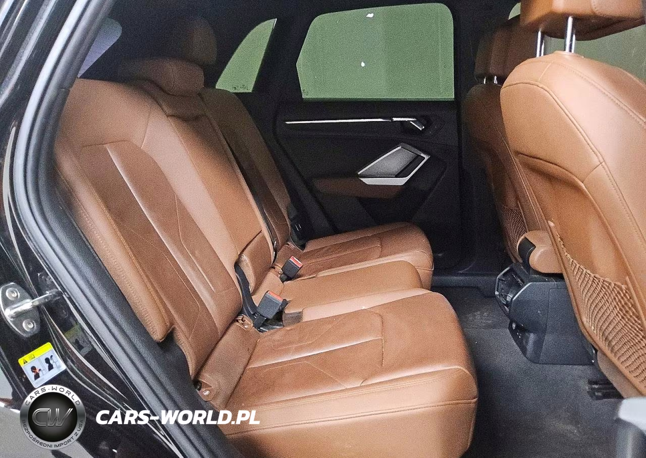 2020 Audi Q3 Premium S Line VIN:WA1DECF37L1026903 - 11