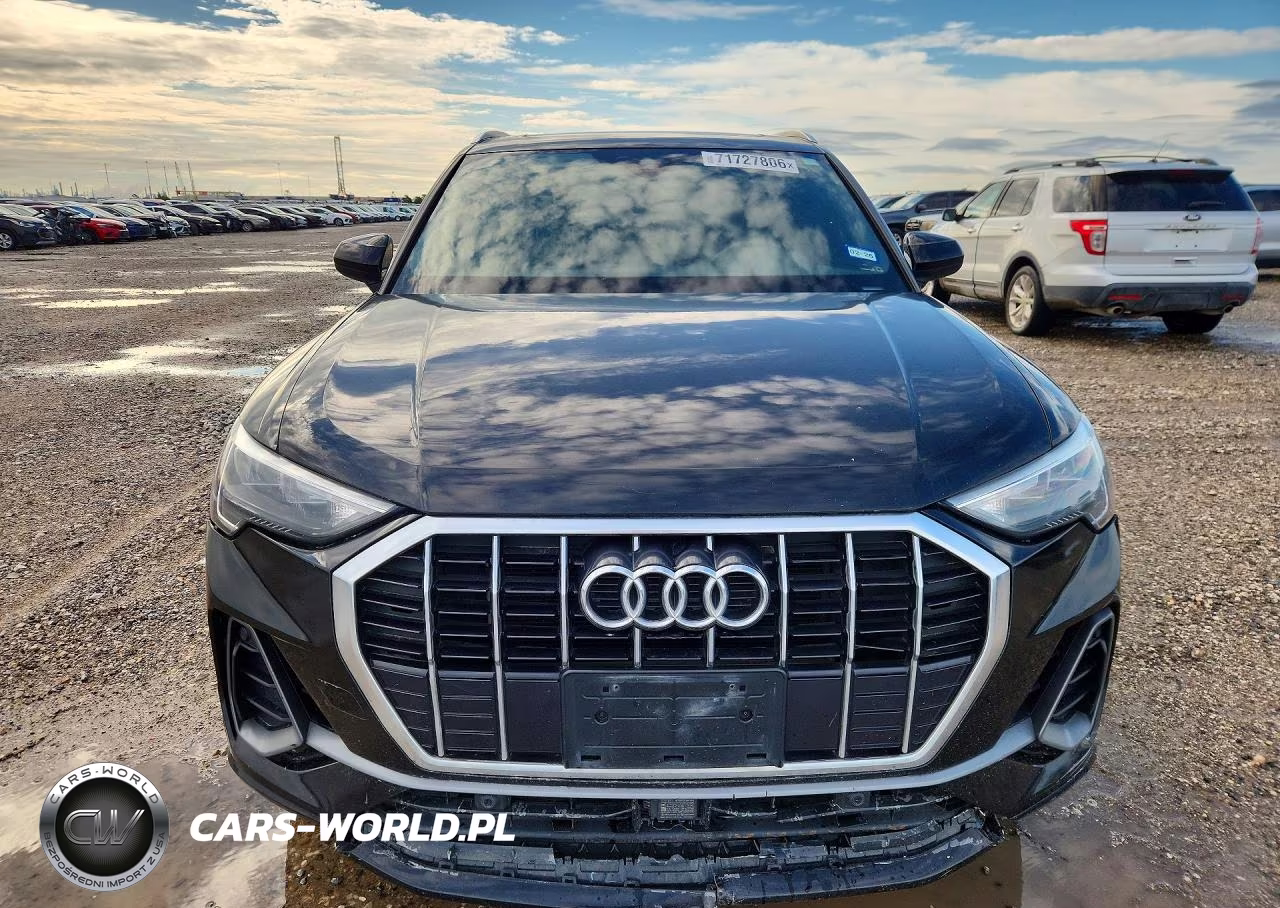 2020 Audi Q3 Premium S Line VIN:WA1DECF37L1026903 - 5
