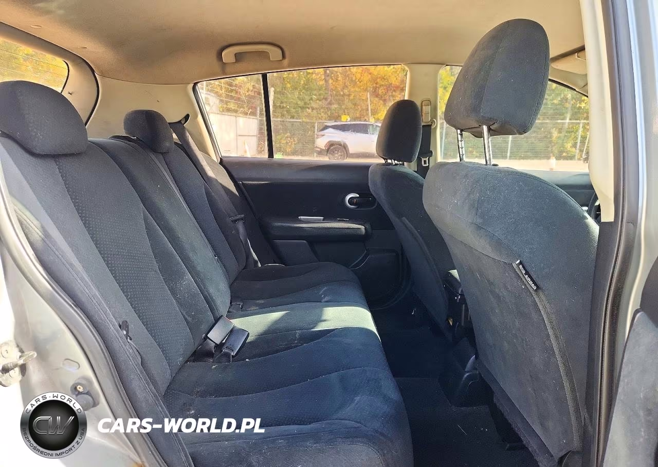 2010 Nissan Versa 1.8 S VIN:3N1BC1CPXAL410746 - 10
