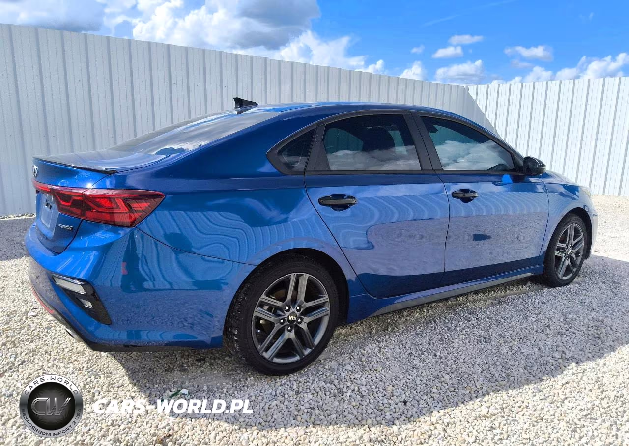 2021 Kia Forte Gt Line VIN:3KPF34AD6ME409420 - 3