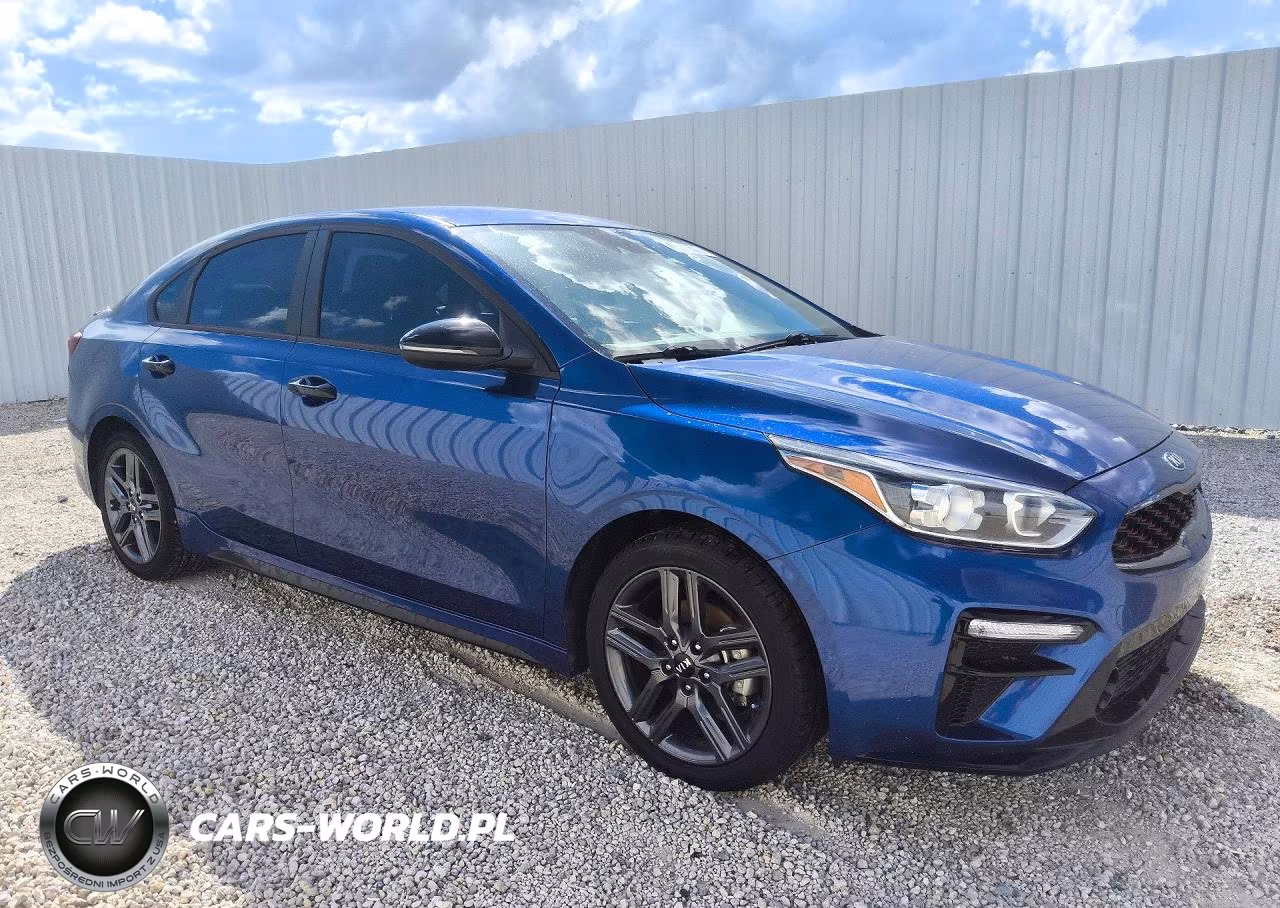 2021 Kia Forte Gt Line VIN:3KPF34AD6ME409420 - 4