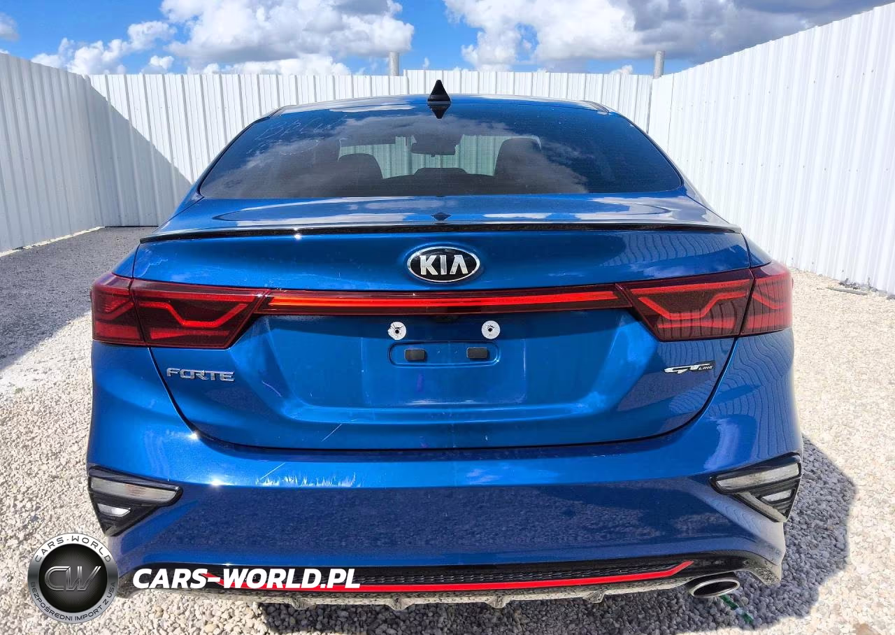 2021 Kia Forte Gt Line VIN:3KPF34AD6ME409420 - 6