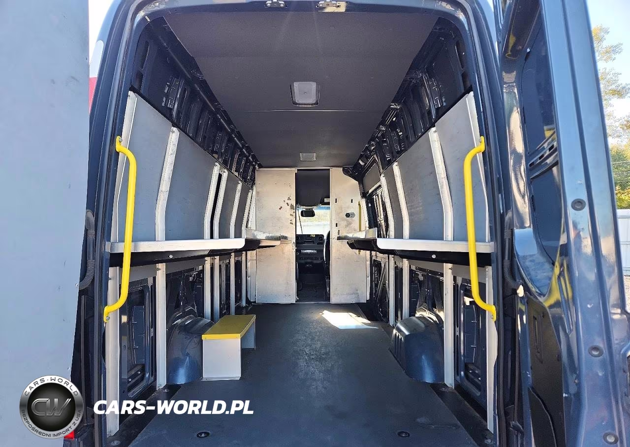 2019 Mercedes-Benz Sprinter 2500-3500 Delivery Van VIN:WD4PF1CD2KP125258 - 10