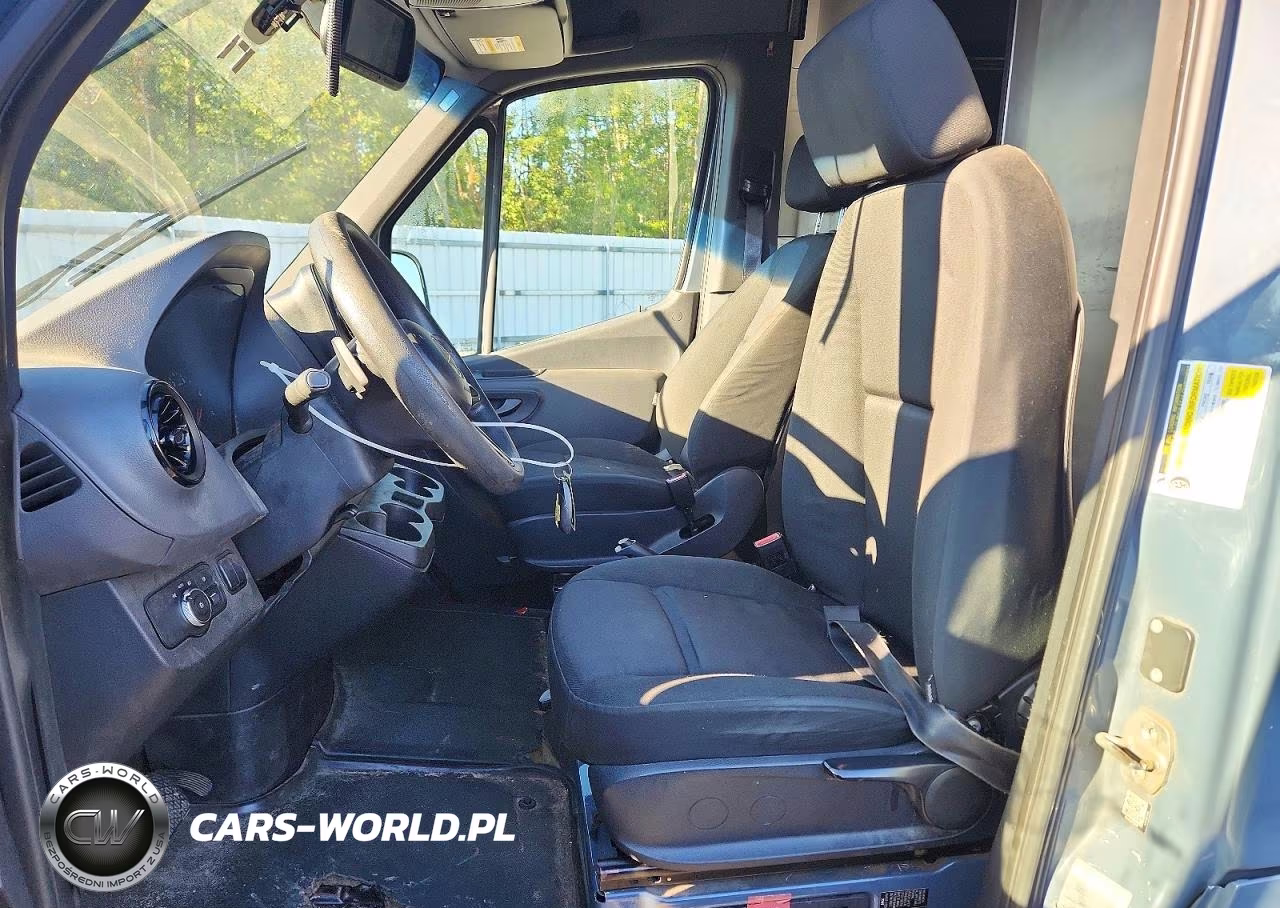 2019 Mercedes-Benz Sprinter 2500-3500 Delivery Van VIN:WD4PF1CD2KP125258 - 7