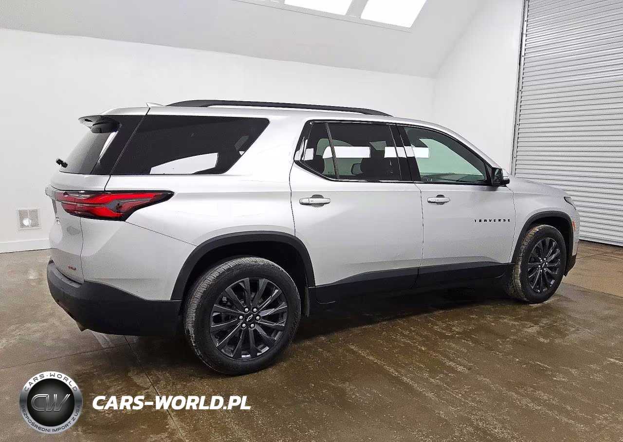 2022 Chevrolet Traverse Rs VIN:1GNERJKW4NJ127698 - 3