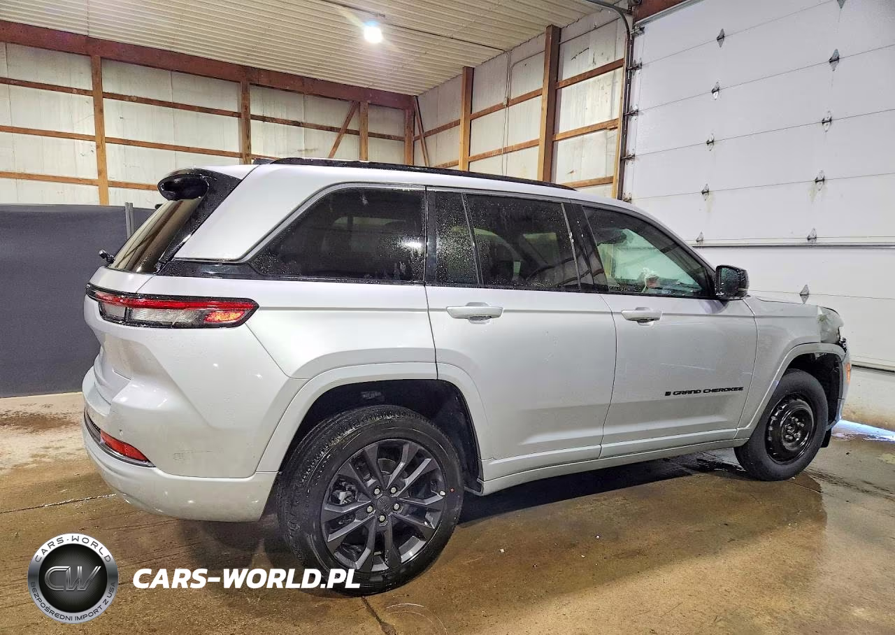 2026 Jeep Grand Cherokee Limited VIN:1C4RJHBR4TC282905 - 3