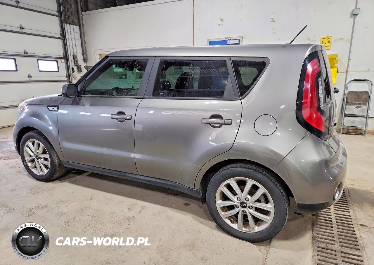 2017 Kia Soul + VIN:KNDJP3A52H7410135 - 2