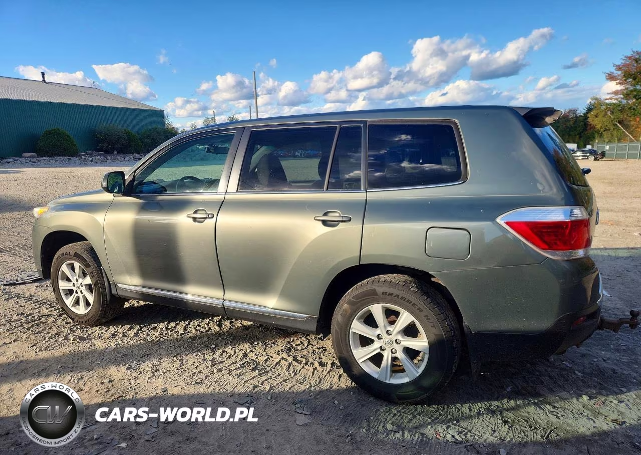 2013 Toyota Highlander Base VIN:5TDBK3EH6DS194457 - 2