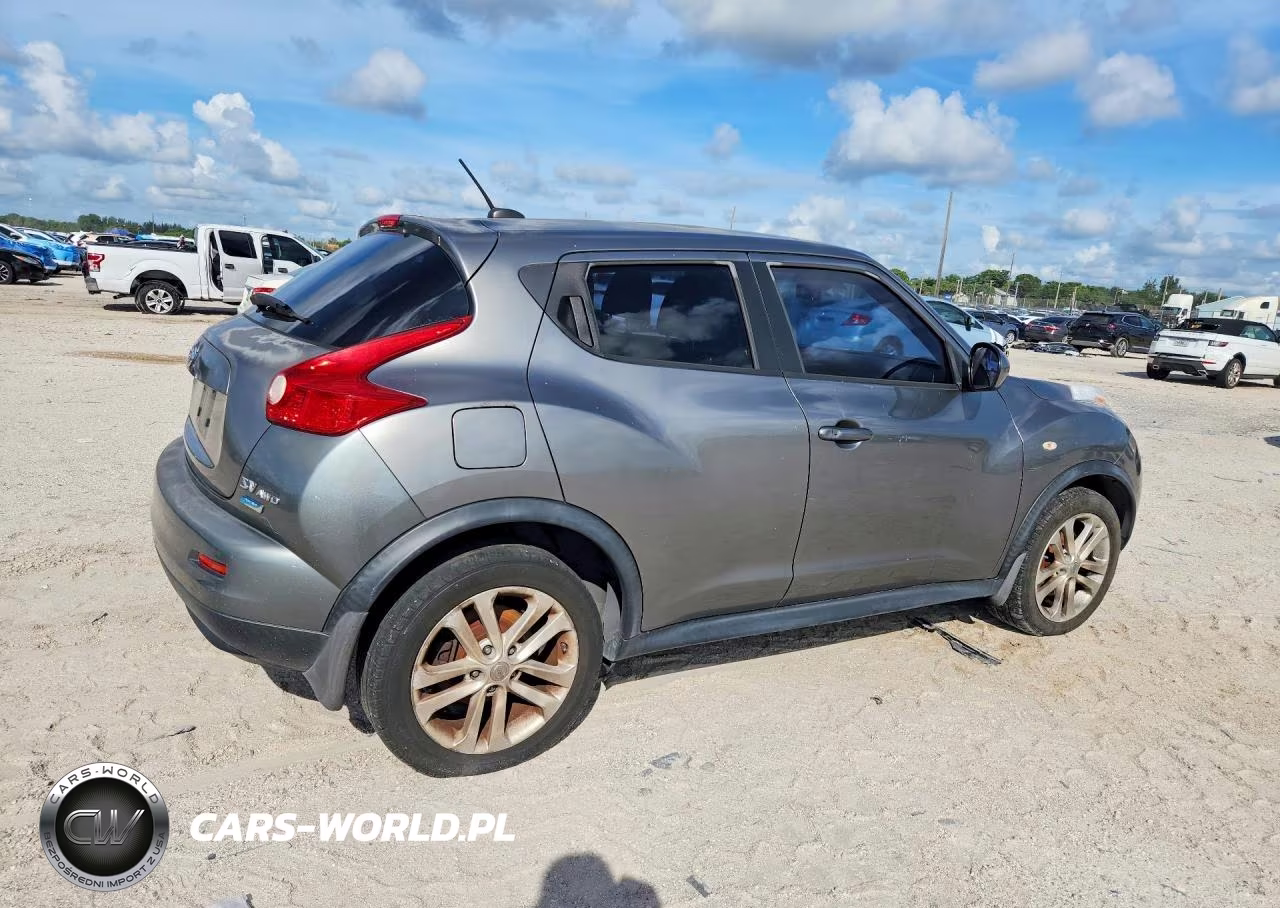 2012 Nissan Juke S VIN:JN8AF5MV9CT110560 - 3