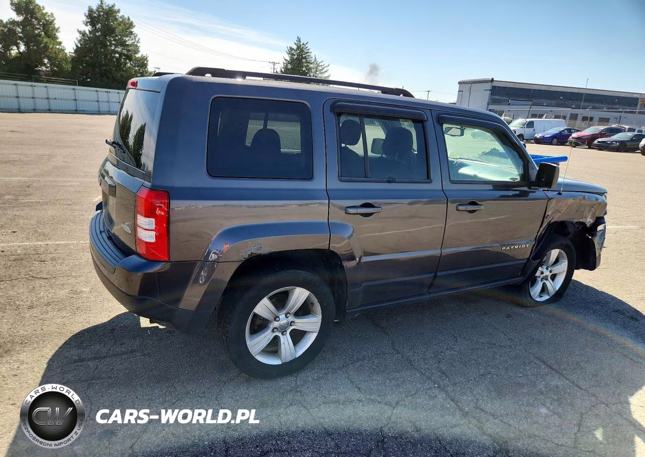 2014 Jeep Patriot Latitude VIN:1C4NJRFB9ED846126 - 3
