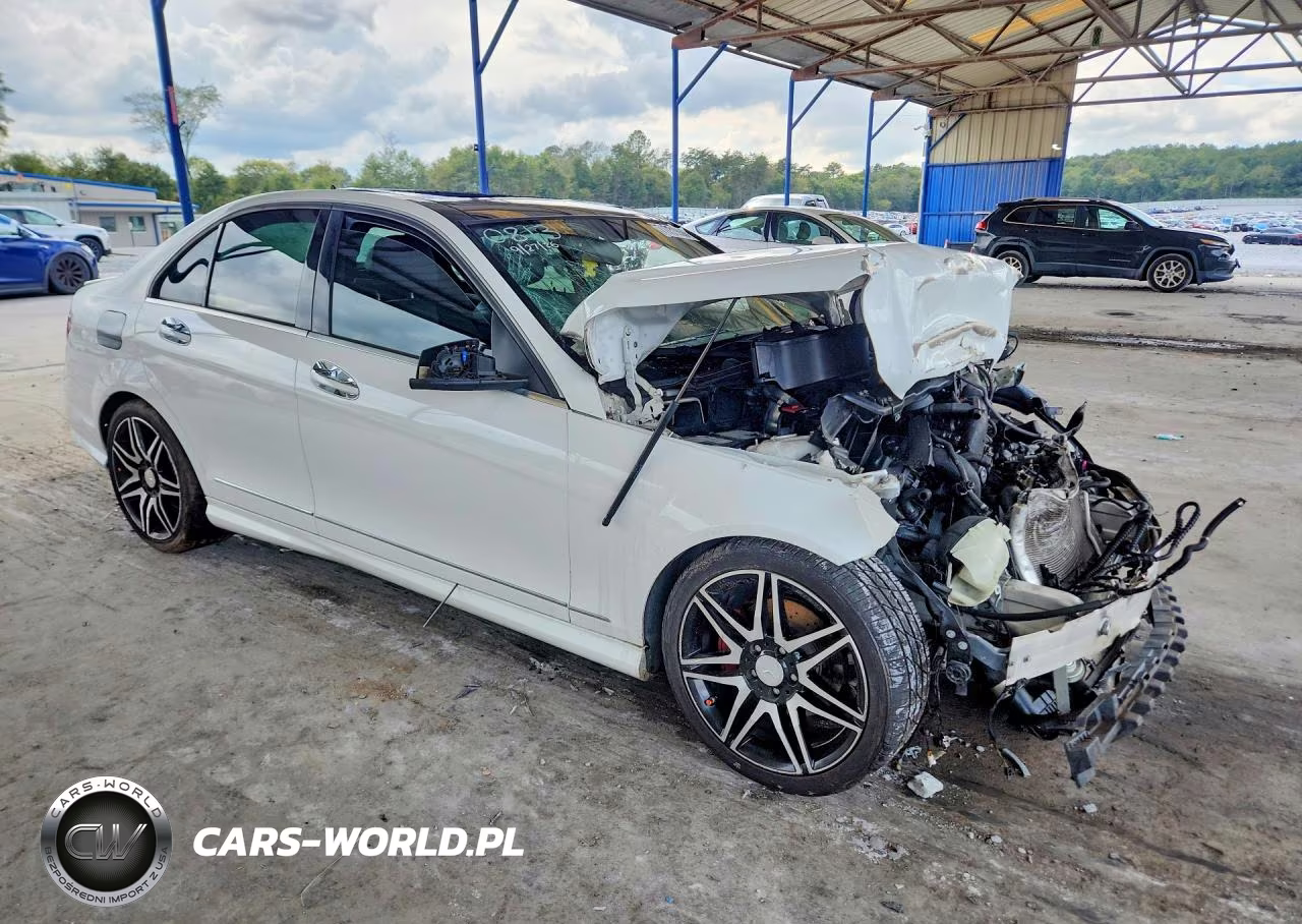 2013 Mercedes-Benz C 250 VIN:WDDGF4HB4DA780813 - 4