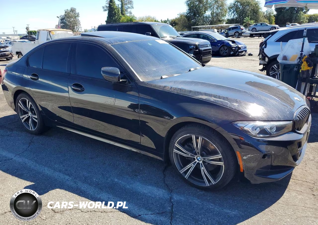 2023 BMW 330I VIN:3MW69FF03P8D68907 - 4