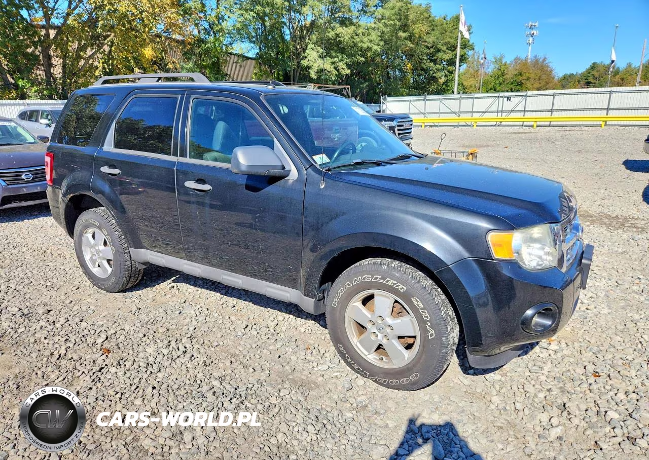 2010 Ford Escape Xlt VIN:1FMCU9DG7AKC65674 - 4