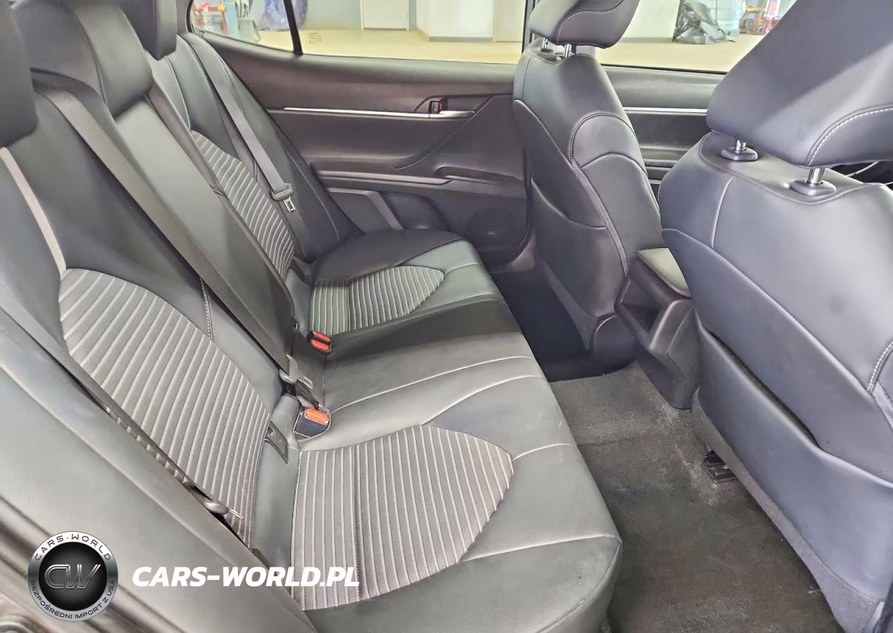 2021 Toyota Camry Se VIN:4T1G11AK8MU521723 - 10