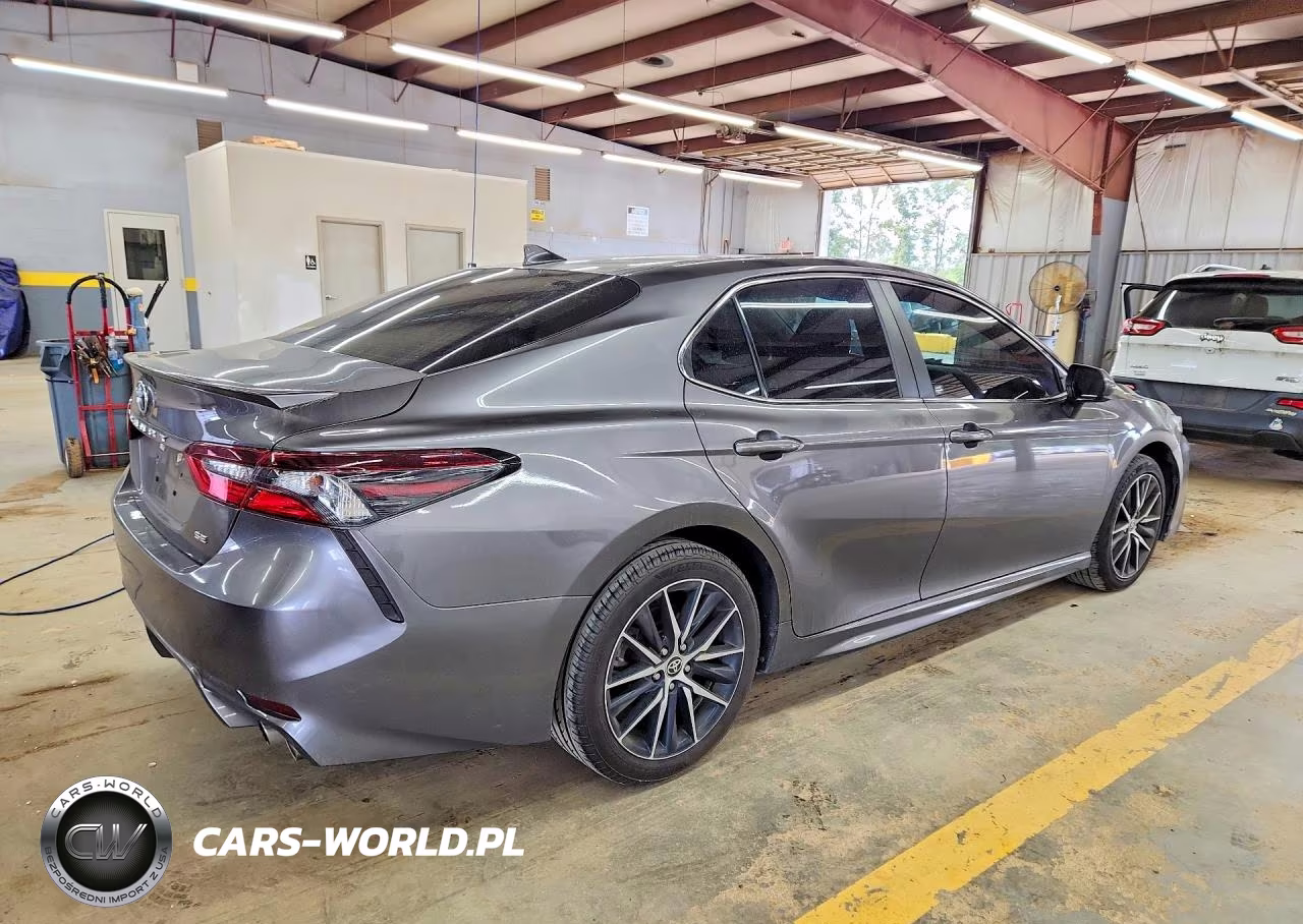 2021 Toyota Camry Se VIN:4T1G11AK8MU521723 - 3