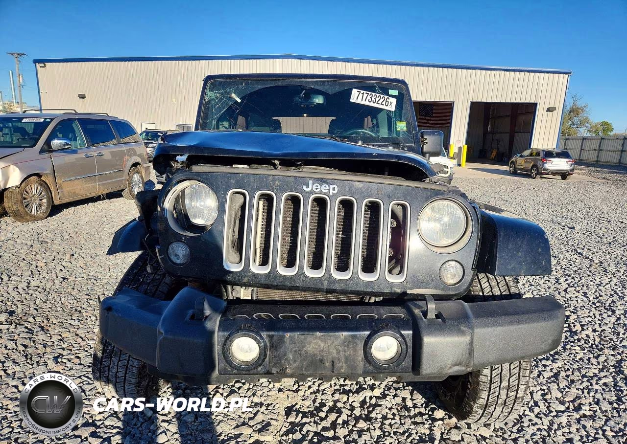 2016 Jeep Wrangler Unlimited Sahara VIN:1C4HJWEG2GL158857 - 5