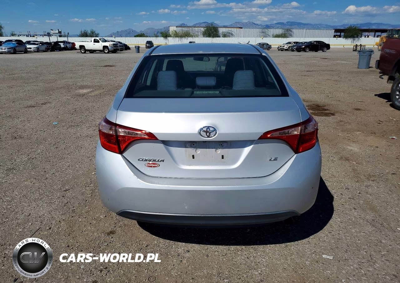 2019 Toyota Corolla L VIN:2T1BURHE4KC167911 - 6
