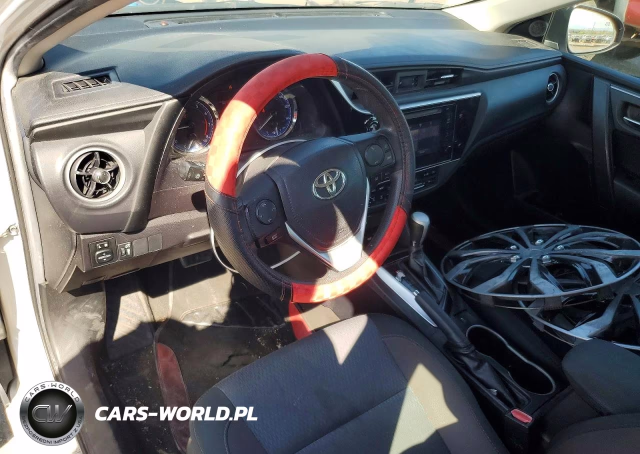 2019 Toyota Corolla L VIN:2T1BURHE4KC167911 - 8