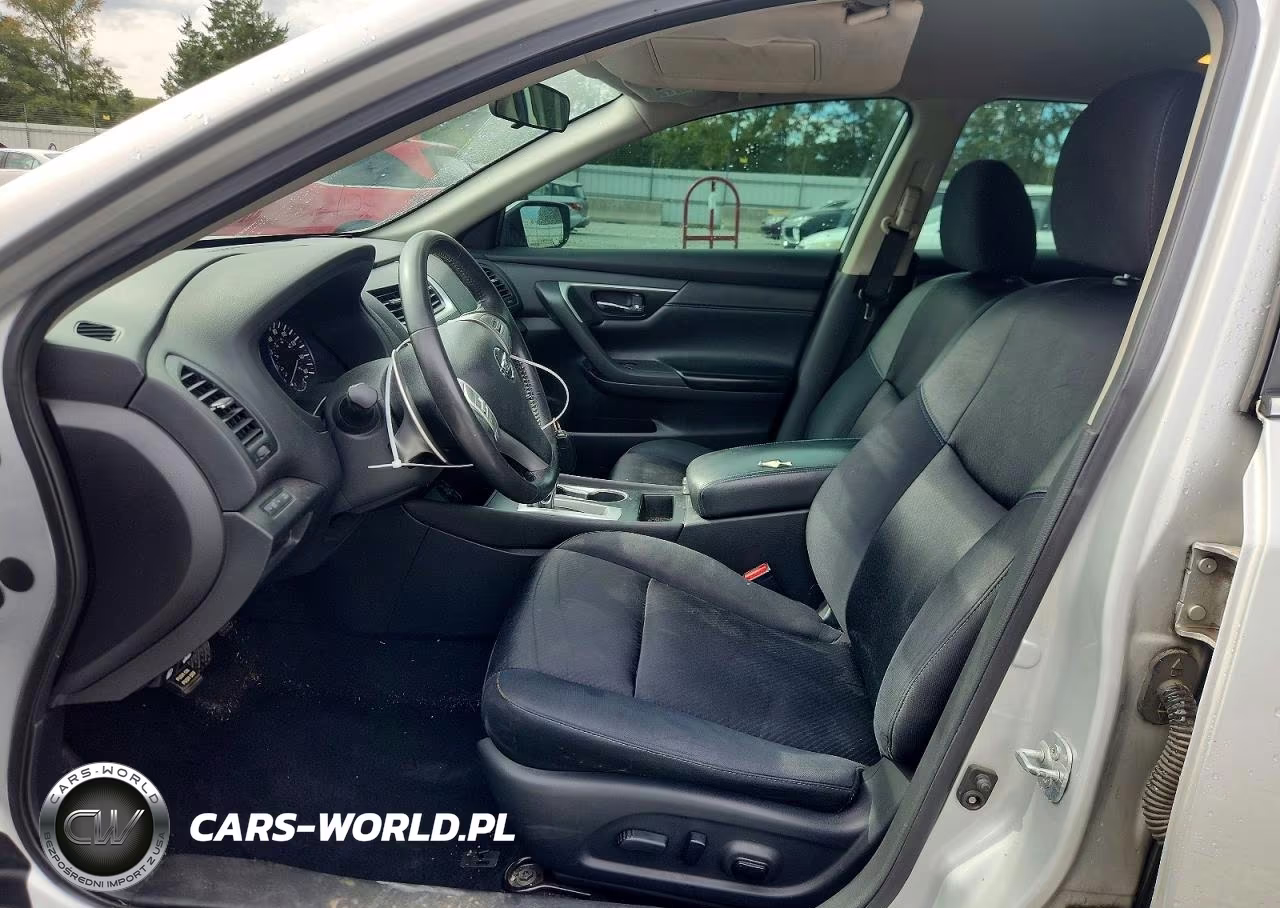 2017 Nissan Altima 2.5 Sr VIN:1N4AL3AP4HC132185 - 7